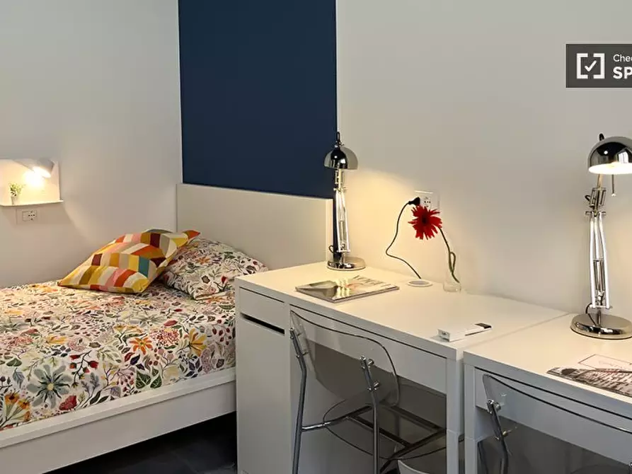 Immagine 1 di Camera condivisa in affitto  in Via Paolo Lomazzo a Milano