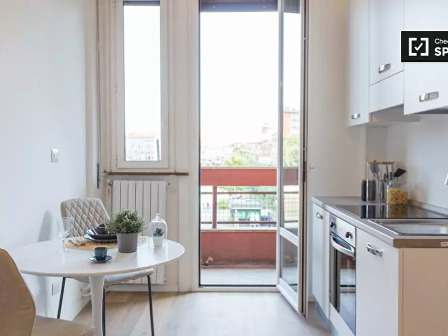 Immagine 2 di Ufficio in affitto  in Viale Gorizia a Milano