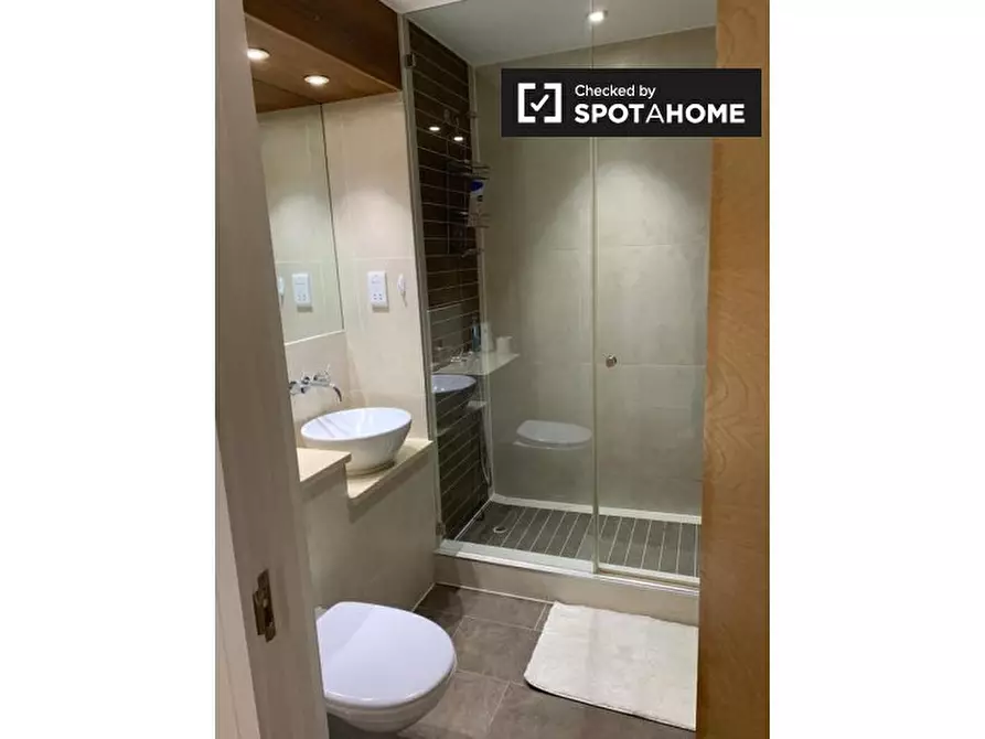 Immagine 11 di Appartamento in affitto  in Flat a Wandsworth