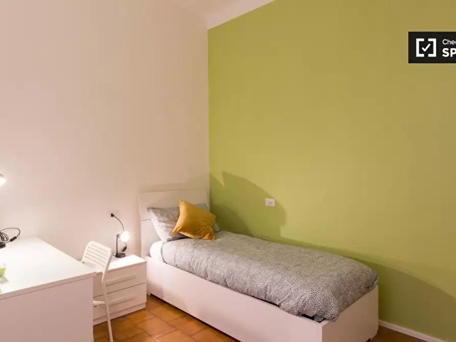 Immagine 5 di Camera condivisa in affitto  in Via Lomellina a Milano