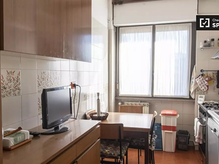 Immagine 13 di Camera condivisa in affitto  in Viale Cesare Pavese a Roma