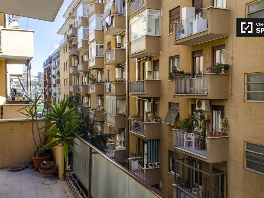 Immagine 12 di Camera condivisa in affitto  in Via Val d'Ossola, 00141 Roma RM, Italy a Roma