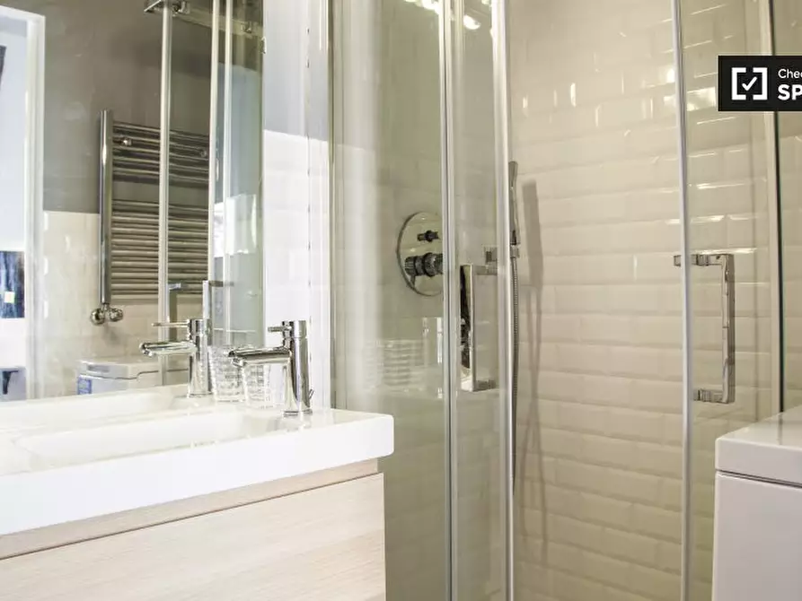 Immagine 8 di Appartamento in affitto  in Via Machiavelli, 00185 Roma RM, Italy a Roma