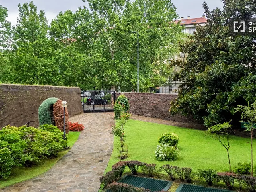 Immagine 15 di Camera condivisa in affitto  in Largo Isabella d'Aragona a Milano