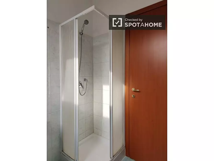 Immagine 16 di Appartamento in affitto  in Viale Romagna a Milano