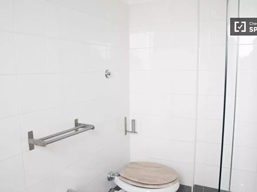 Immagine 12 di Appartamento in affitto  in Via degli Ortaggi a Roma