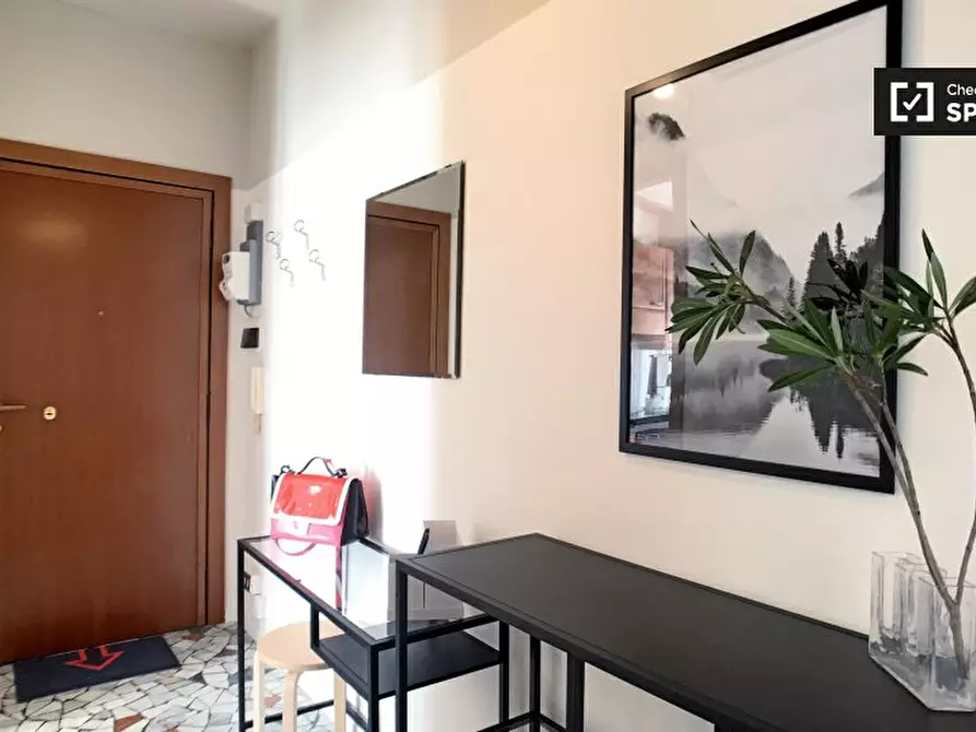 Immagine 8 di Appartamento in affitto  in Via Friuli, 20135 Milano MI, Italy a Milano