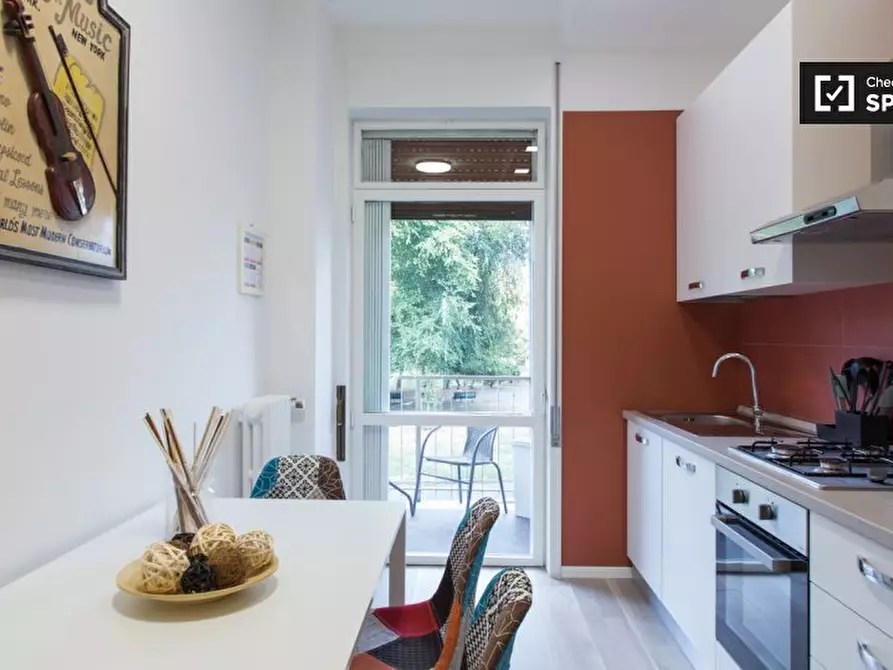 Immagine 13 di Camera condivisa in affitto  in Piazzale Siena a Milano