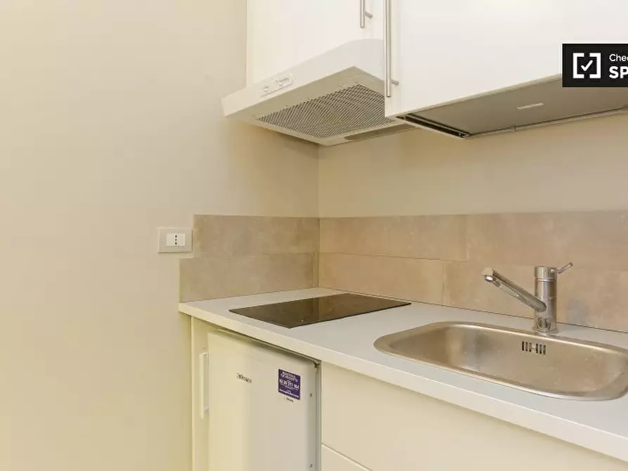 Immagine 13 di Ufficio in affitto  in Via Donatello, 18, 20131 Milano MI, Italy a Milano