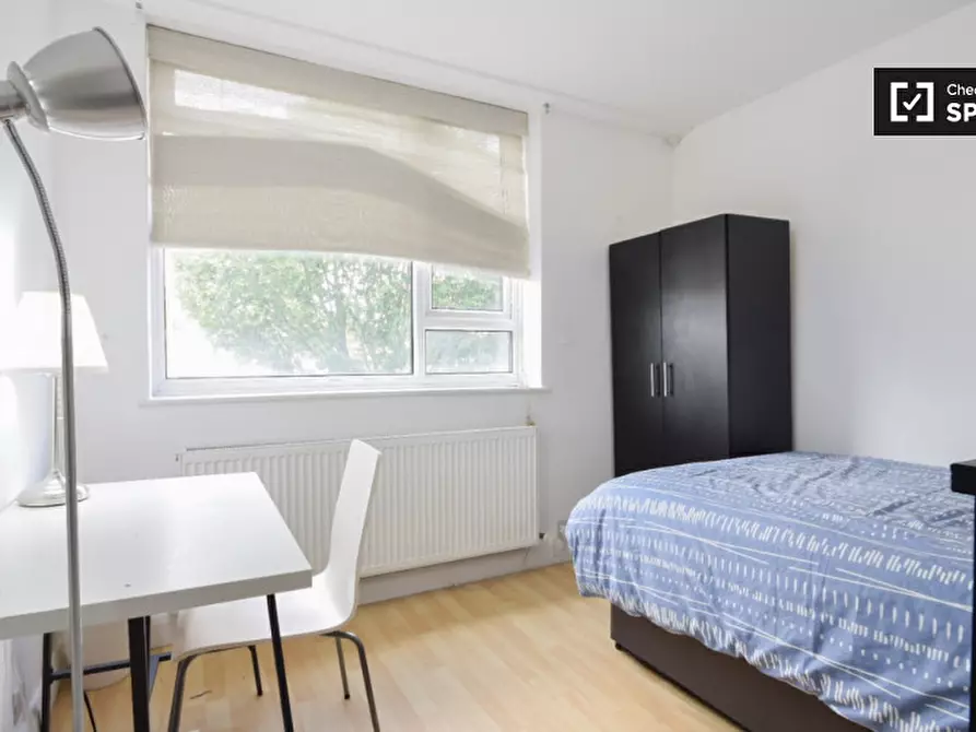 Immagine 12 di Camera condivisa in affitto  in Rayners Road a Wandsworth