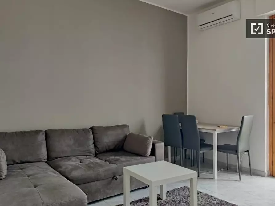 Immagine 1 di Appartamento in affitto  in Via Val Gardena a Milano