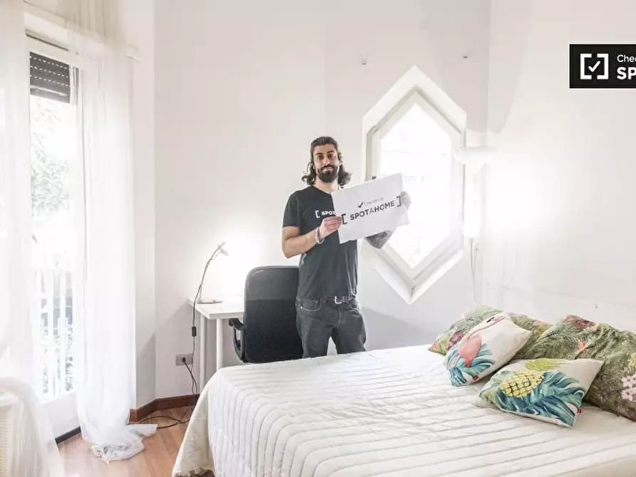 Immagine 5 di Camera condivisa in affitto  in Largo Francesco Anzani a Roma