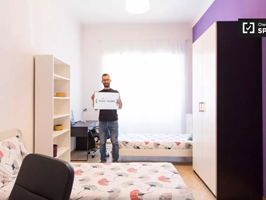 Immagine 17 di Camera condivisa in affitto  in Viale Pietro da Cortona a Milano