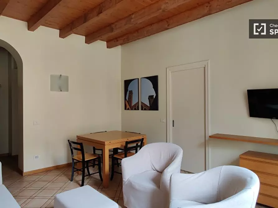 Immagine 3 di Appartamento in affitto  in Via Ascanio Sforza a Milano