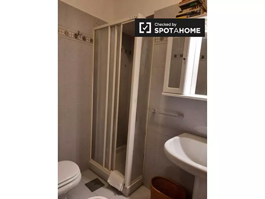 Immagine 16 di Appartamento in affitto  in Via dell'Arco di S. Calisto a Roma