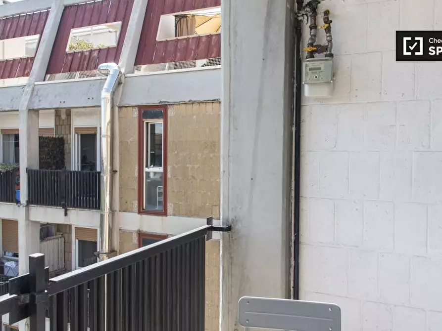 Immagine 9 di Camera condivisa in affitto  in Viale Etiopia a Roma
