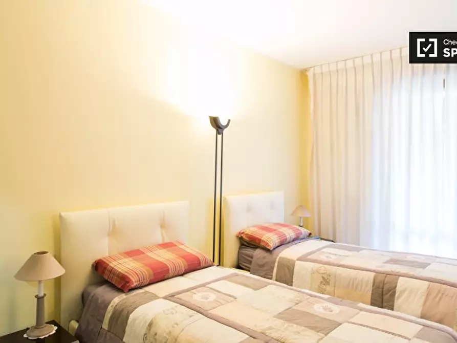 Immagine 2 di Camera condivisa in affitto  in Via Ugo la Malfa, 20128 Milano MI, Italy a Milano