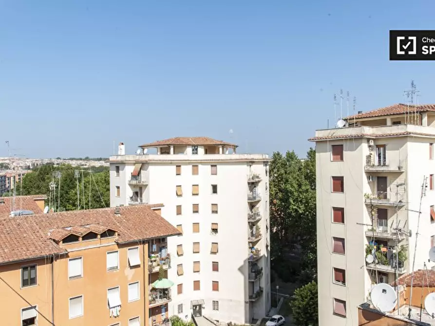 Immagine 14 di Camera condivisa in affitto  in Largo Giuseppe Veratti, 00146 Roma RM, Italy a Roma