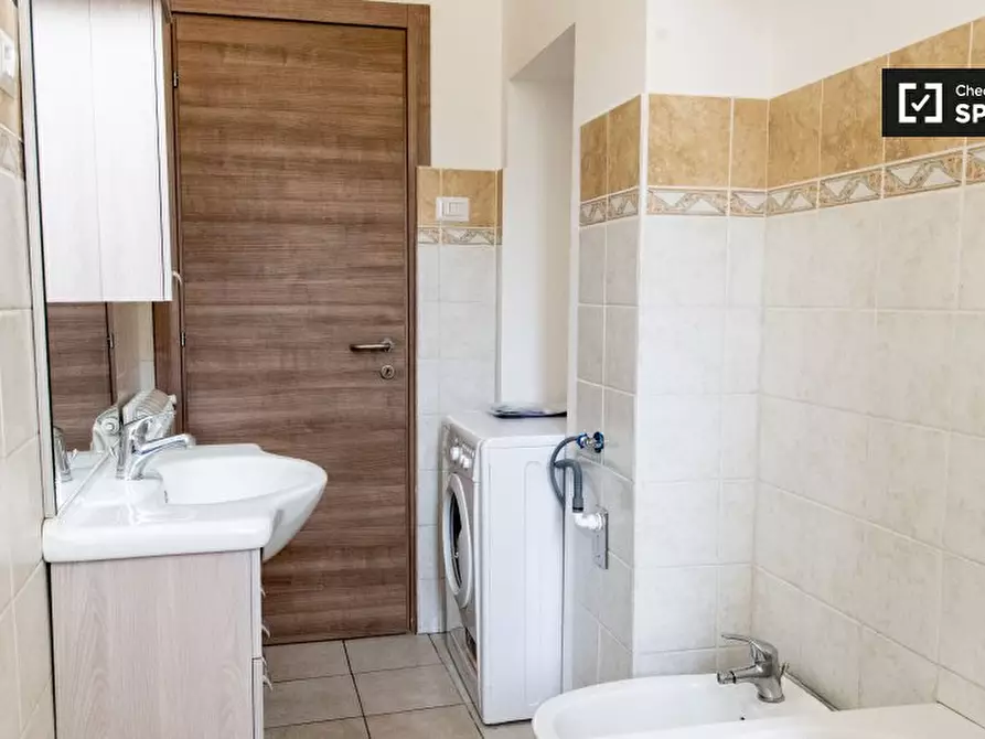 Immagine 15 di Camera condivisa in affitto  in Via dei Sulpici a Roma