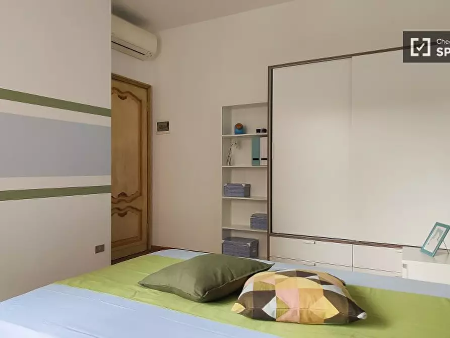 Immagine 3 di Camera condivisa in affitto  in Via Amedeo D'Aosta a Milano