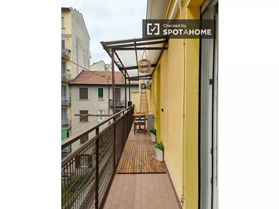 Immagine 2 di Appartamento in affitto  in Via degli Imbriani a Milano