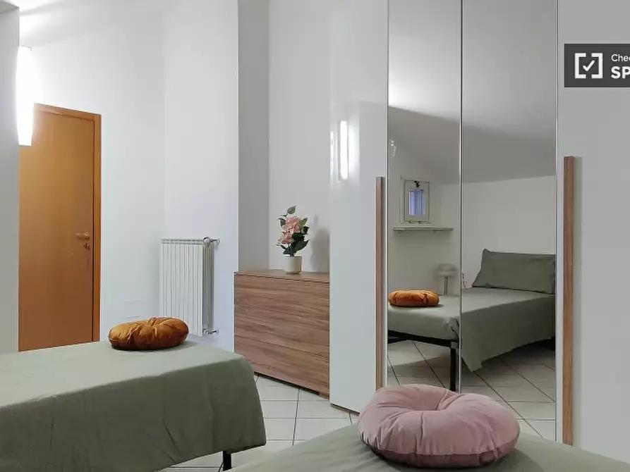 Immagine 3 di Camera condivisa in affitto  in Via Privata Ugo Tommei a Milano