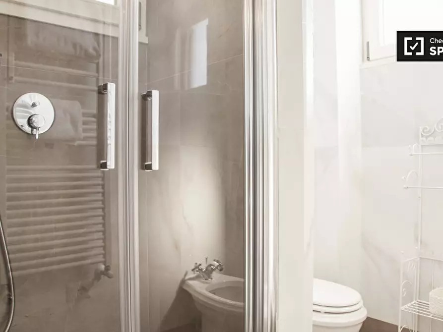 Immagine 8 di Camera condivisa in affitto  in Piazza Pio XI a Roma