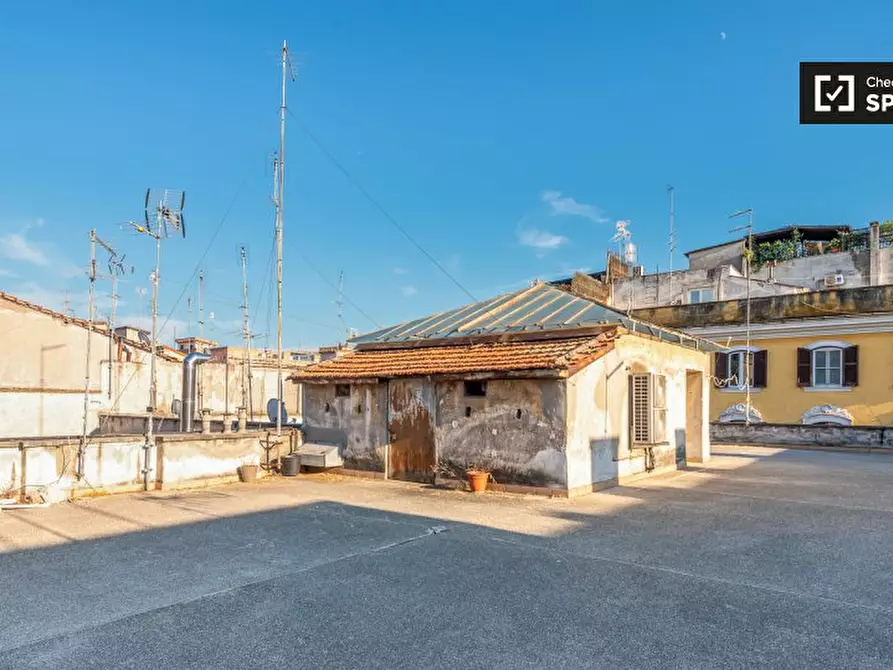 Immagine 15 di Appartamento in affitto  in Via Plauto a Roma