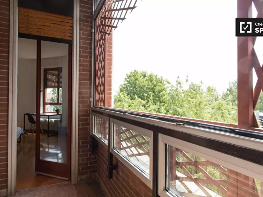 Immagine 18 di Camera condivisa in affitto  in Viale Tibaldi a Milano