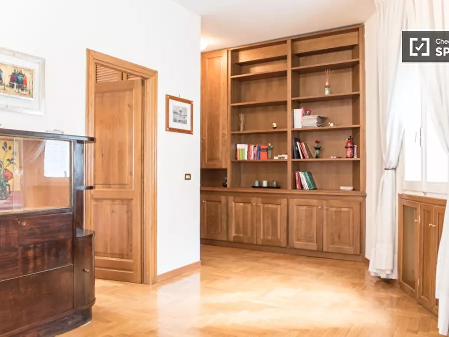 Immagine 17 di Appartamento in affitto  in Via della Cava Aurelia a Roma