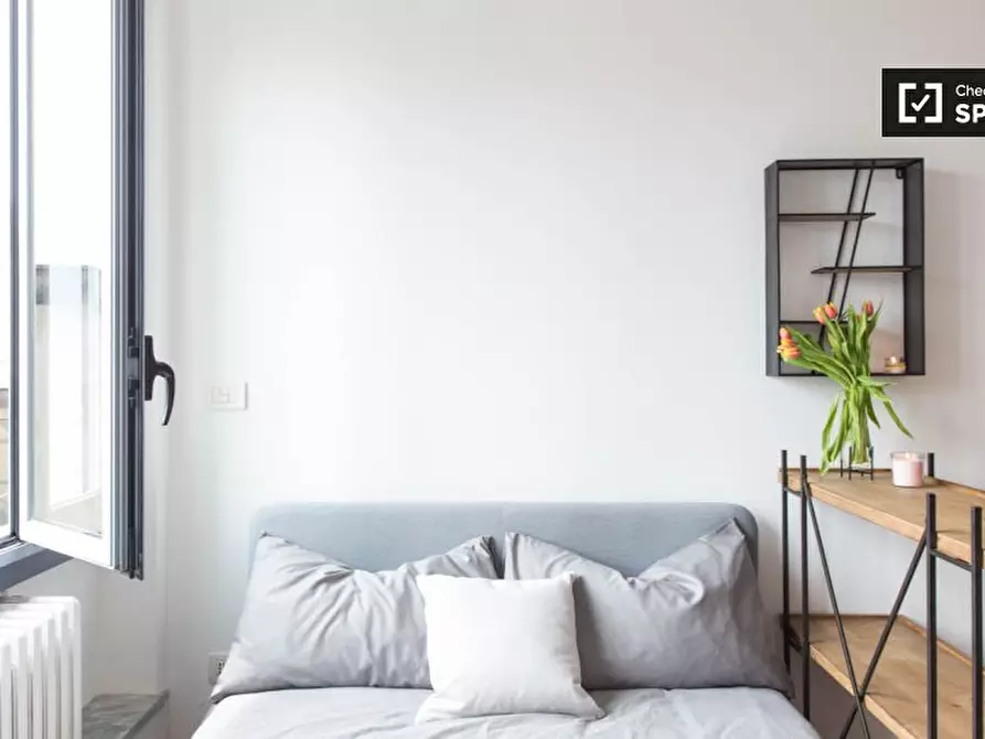 Immagine 9 di Appartamento in affitto  in Via Gardone a Milano