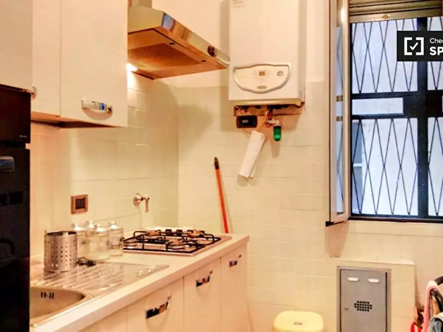 Immagine 7 di Camera condivisa in affitto  in Piazza Conca d'Oro, 00141 Roma RM, Italy a Roma