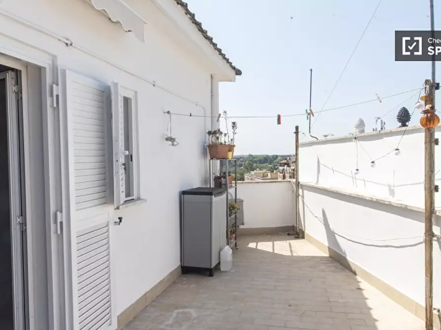 Immagine 14 di Appartamento in affitto  in Via Casilina a Roma