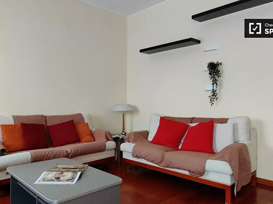 Immagine 2 di Appartamento in affitto  in Via Meloria a Milano