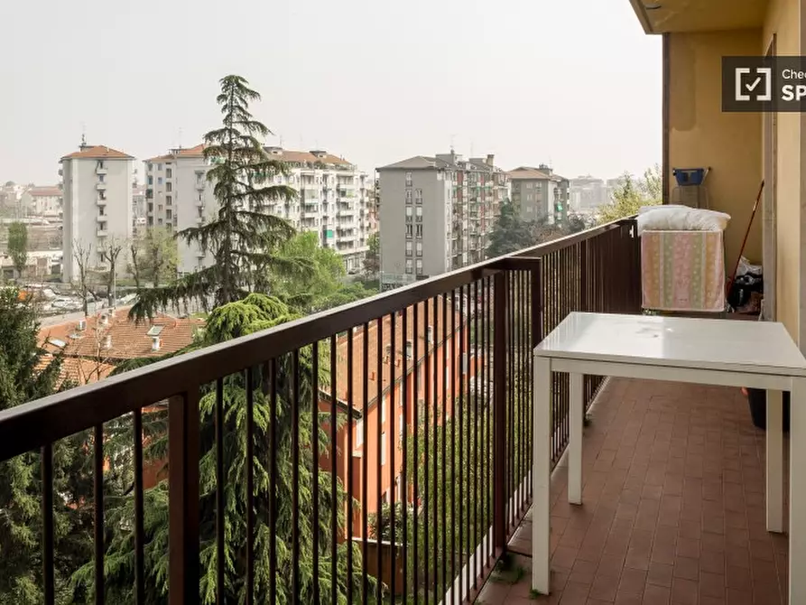 Immagine 7 di Camera condivisa in affitto  in Via Emilio de Marchi a Milano