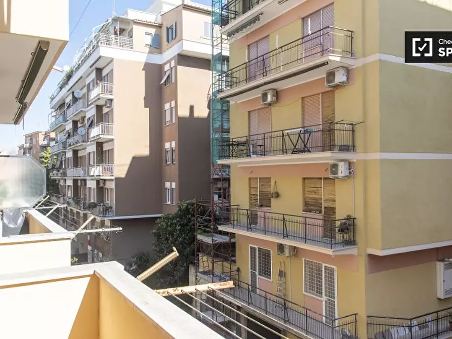 Immagine 18 di Appartamento in affitto  in Via Giovanni De Calvi a Roma