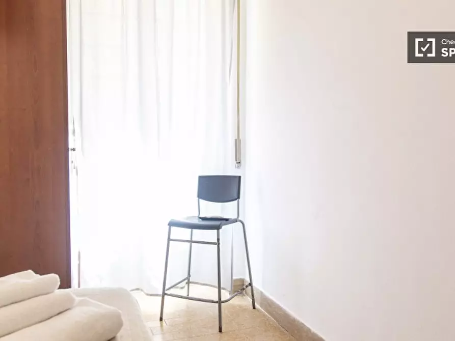 Immagine 18 di Camera condivisa in affitto  in Via Filippo Scolari a Roma