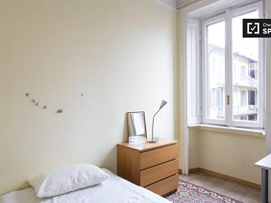 Immagine 2 di Camera condivisa in affitto  in Viale Umbria, 20135 Milano MI, Italy a Milano