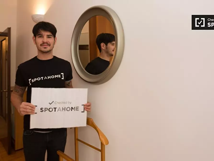 Immagine 12 di Appartamento in affitto  in Via Negroli a Milano