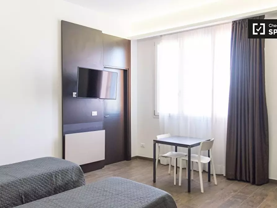 Immagine 4 di Appartamento in affitto  in Via della Marranella a Roma