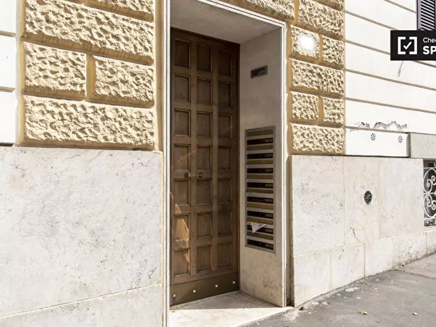 Immagine 16 di Appartamento in affitto  in Via Dandolo a Roma