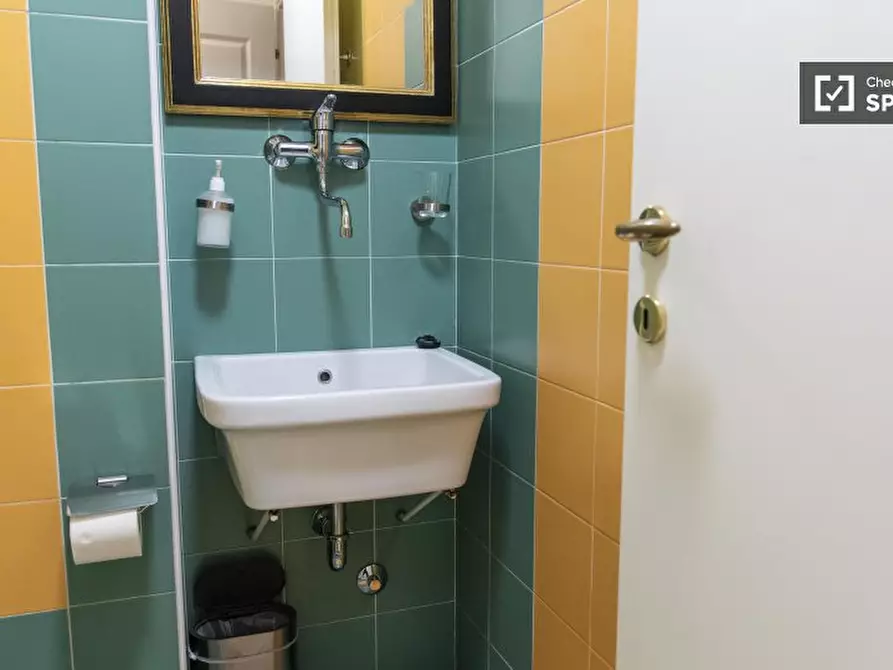 Immagine 4 di Appartamento in affitto  in Vicolo del Governo Vecchio a Roma