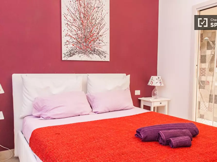 Immagine 11 di Camera condivisa in affitto  in Via Amerigo Vespucci a Roma