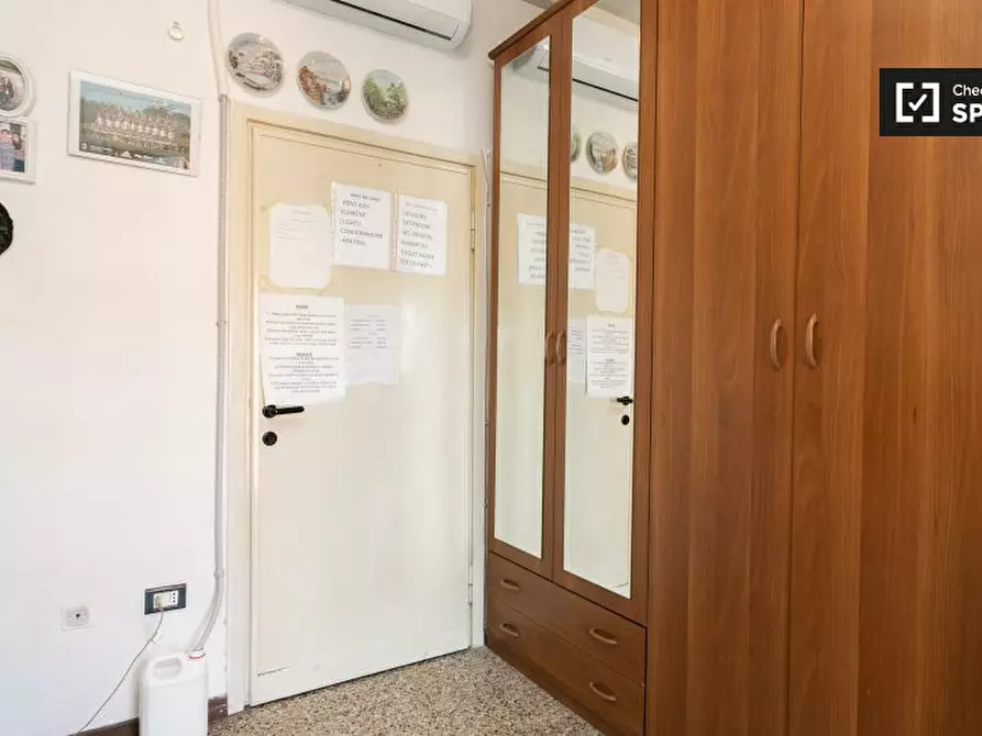 Immagine 3 di Camera condivisa in affitto  in Via Val di Bondo Milano MI, Italy a Milano