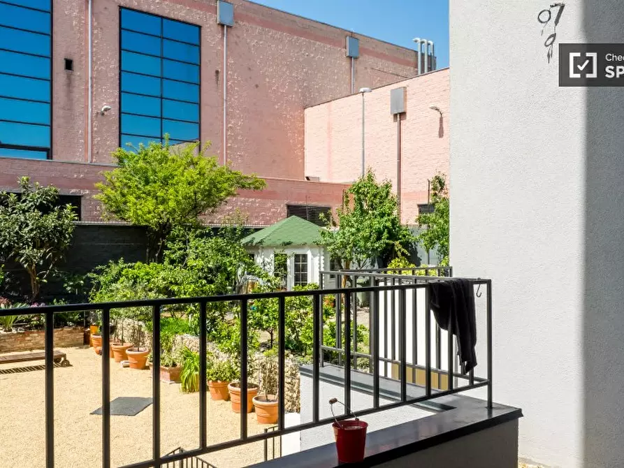 Immagine 14 di Camera condivisa in affitto  in Via Busto Arsizio a Milano