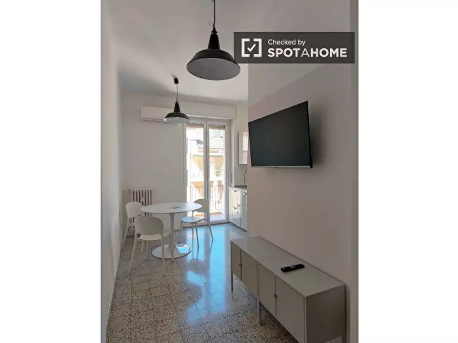 Immagine 12 di Appartamento in affitto  in Via Arbe a Milano