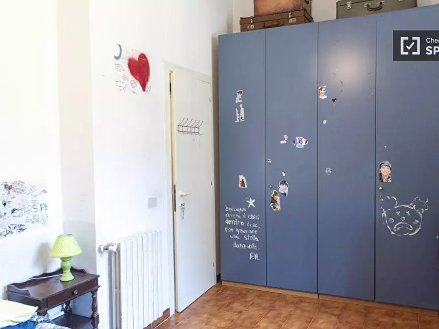 Immagine 3 di Camera condivisa in affitto  in Via Pesaro a Roma