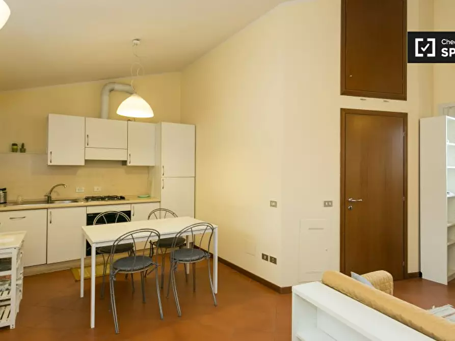 Immagine 3 di Appartamento in affitto  in Via Altaguardia a Milano