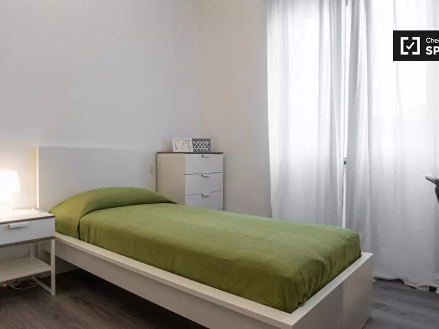 Immagine 4 di Camera condivisa in affitto  in Via Ruggero Leoncavallo a Milano