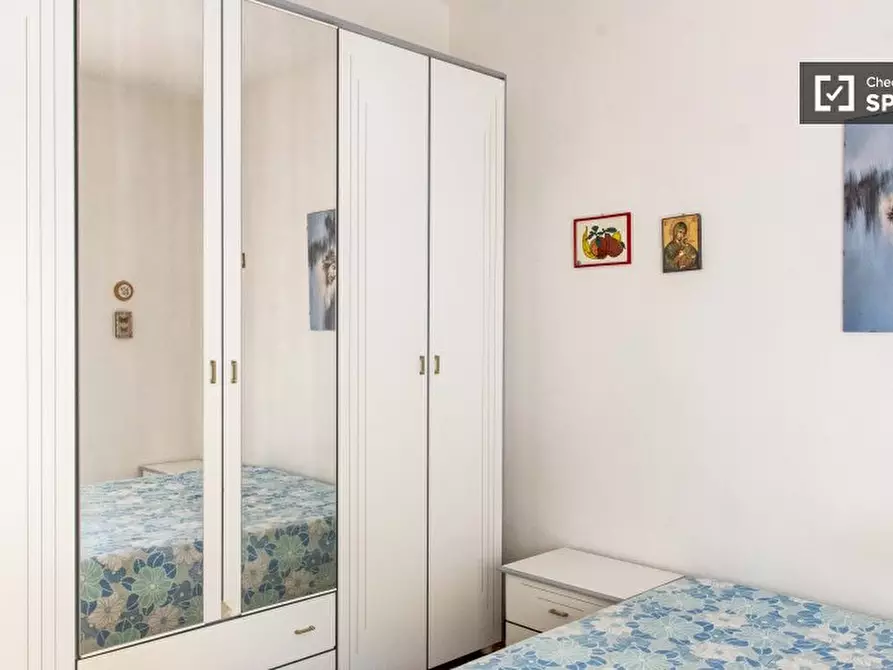 Immagine 15 di Camera condivisa in affitto  in Via Aurelio Mistruzzi a Roma